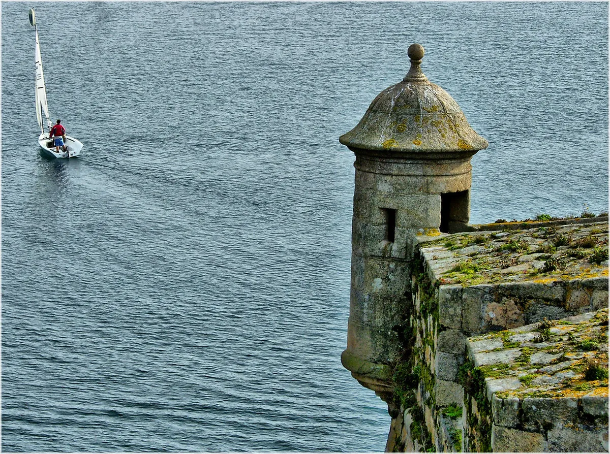 Castillo de San Antón: A Coruña's Historic Fortress Guide