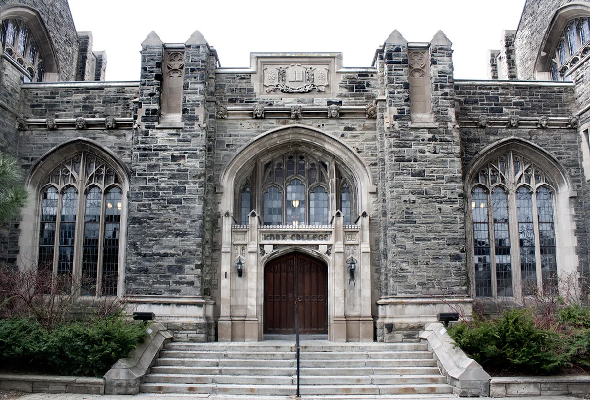 Discover Romanesque Churches in A Coruña, Spain