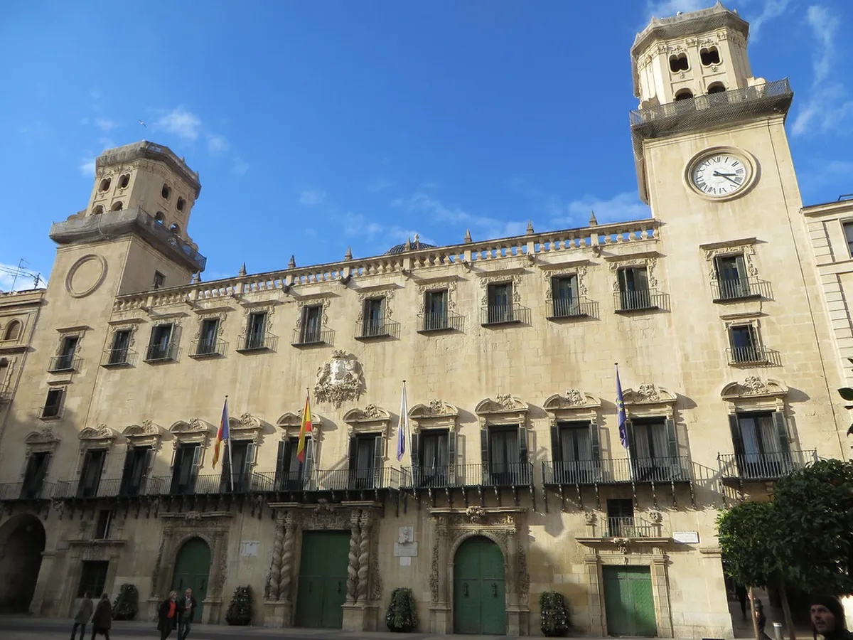 Discover Alicante's Stunning Contemporary Buildings