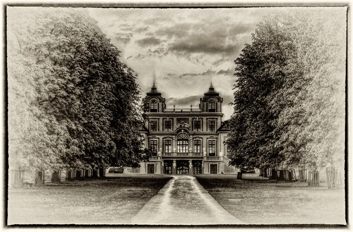 Alicante's Town Hall: A Baroque Design Masterpiece