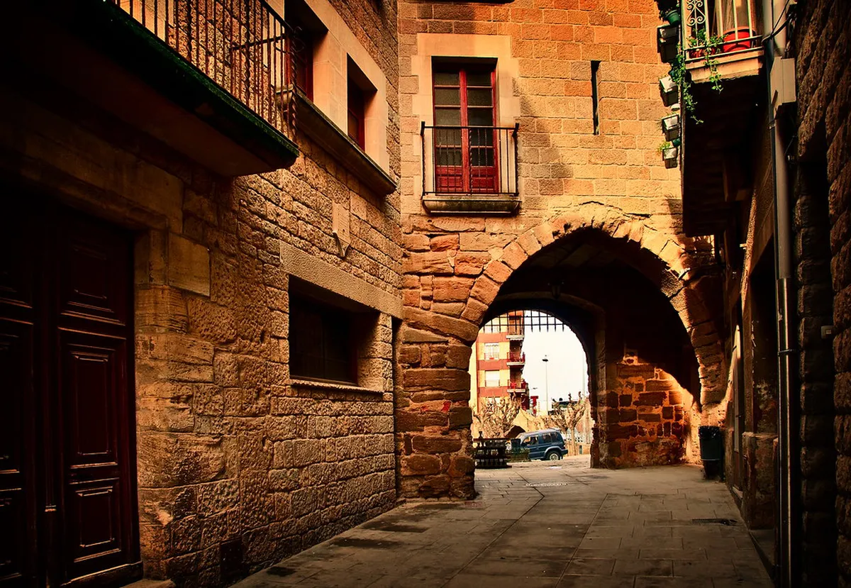 Identifying Baroque Altarpieces in Almería: A 2025 Guide