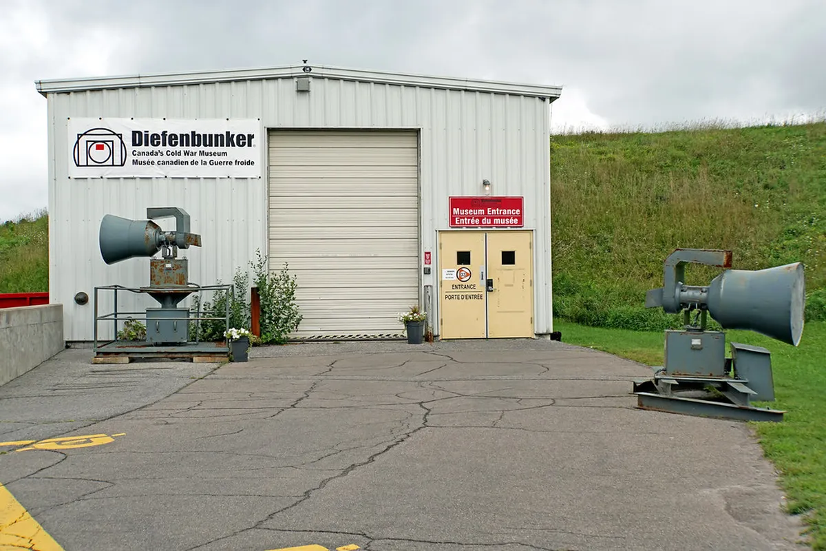 Engineering Almería's Civil War Shelters Guide