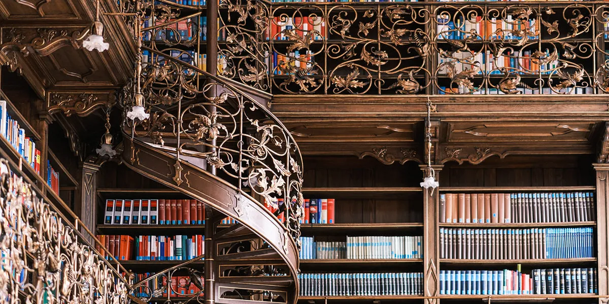 Almería's Iron Craftsmanship History: A Detailed Guide