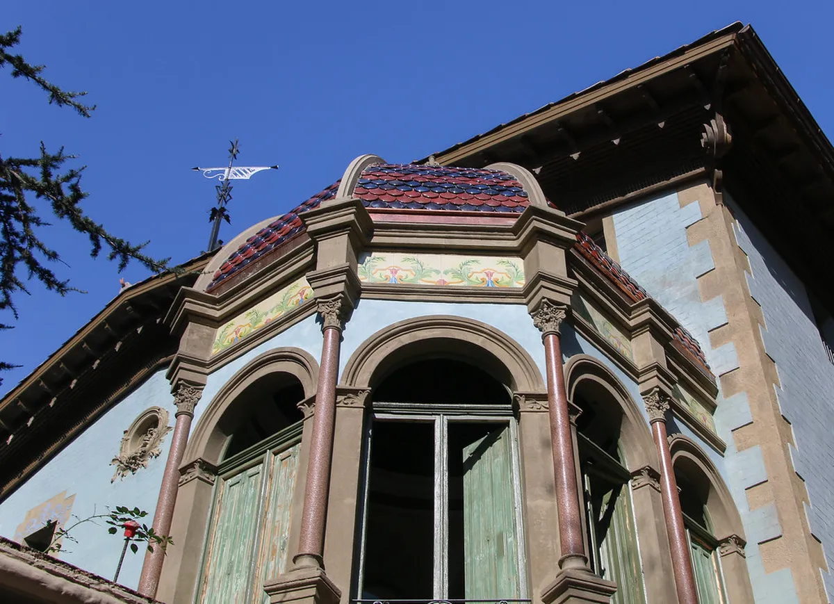 Most Beautiful Building Facades in Barcelona 2025