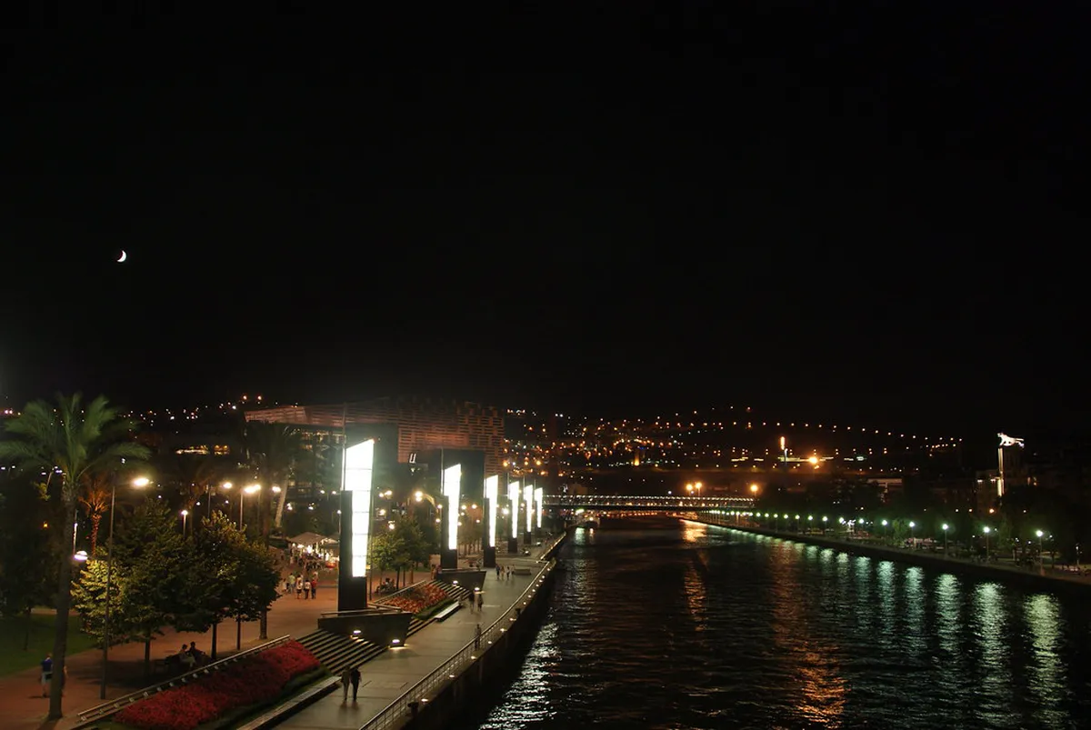 Bilbao's Abandoibarra Master Plan: A City Transformed