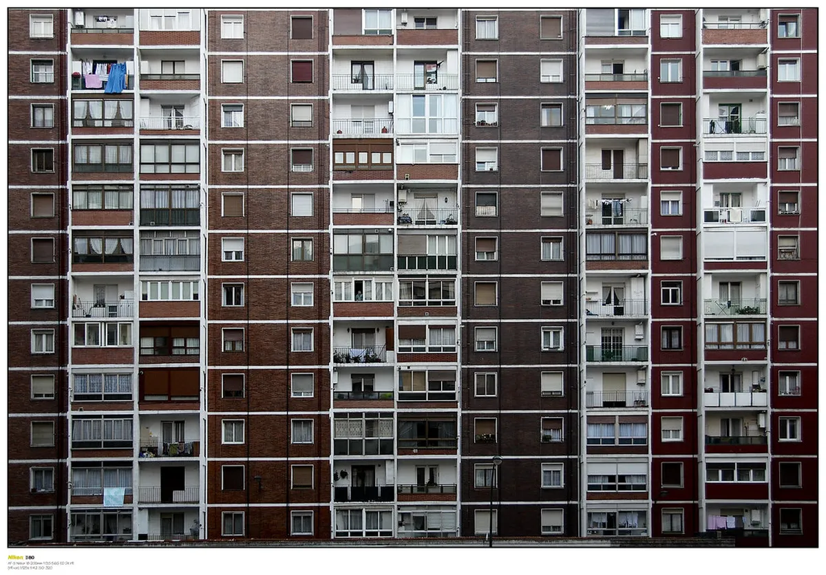 Bilbao Architecture Map: Explore Modern & Historic Gems