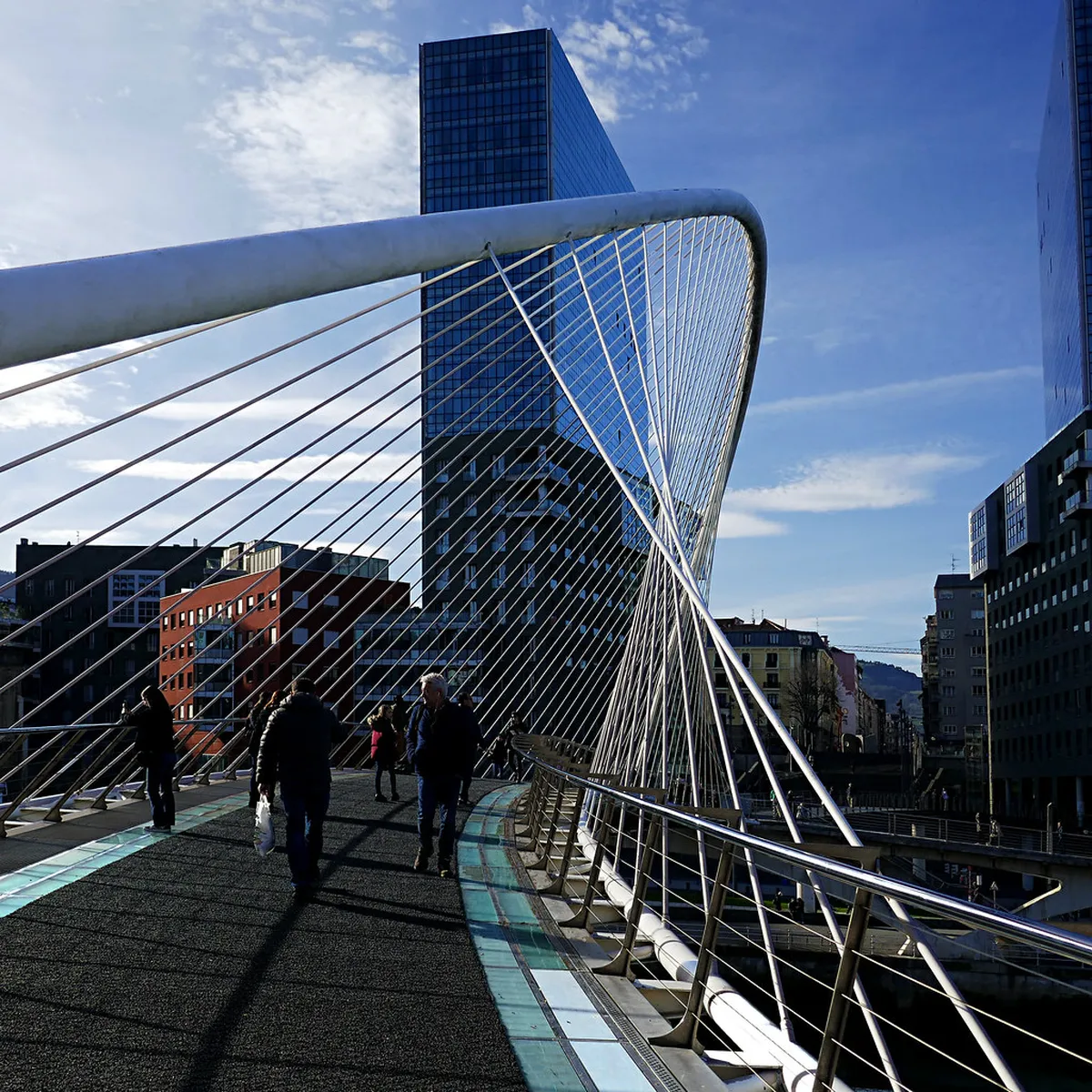 Discover Santiago Calatrava in Bilbao: An Architect's Guide
