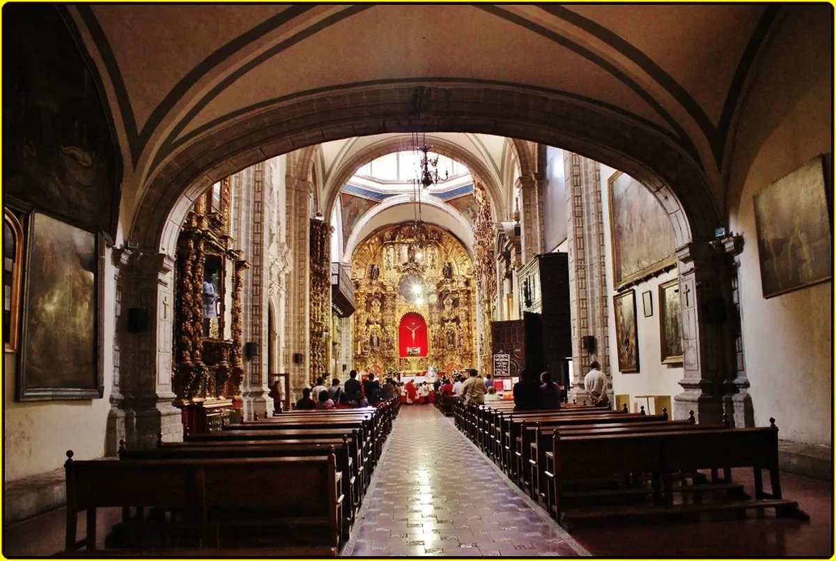 Comparing Convents and Churches in Cáceres 2025