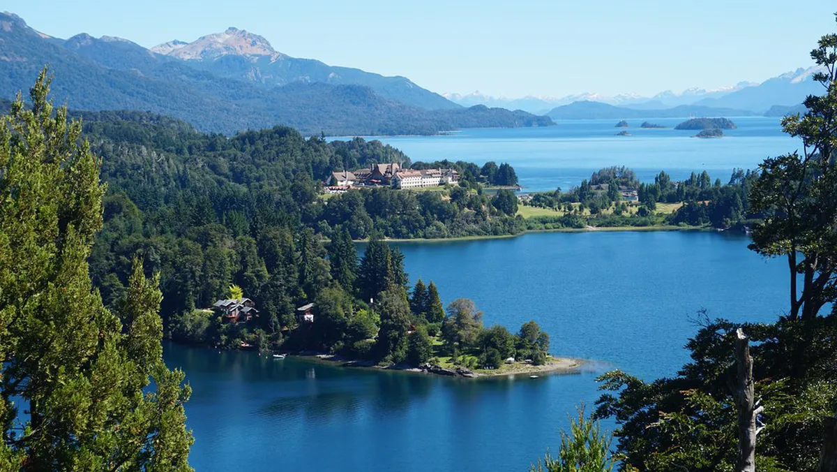 Discover Famous Architects of Cáceres, Spain