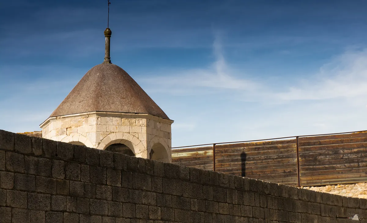 Girona's Arab Baths Architectural Style Explained