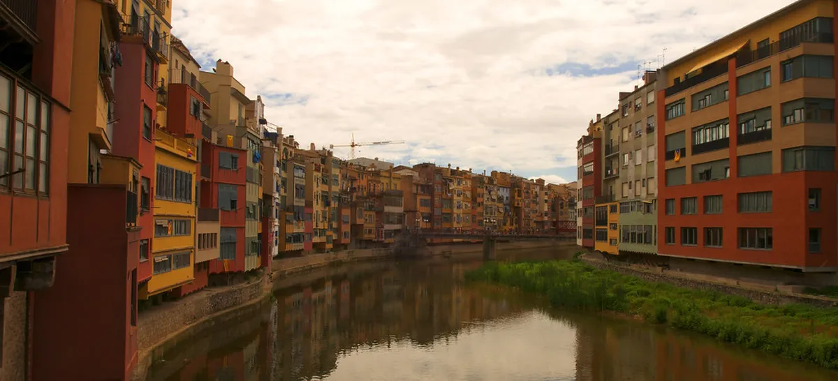 How to See Girona Architecture on a Budget in 2025