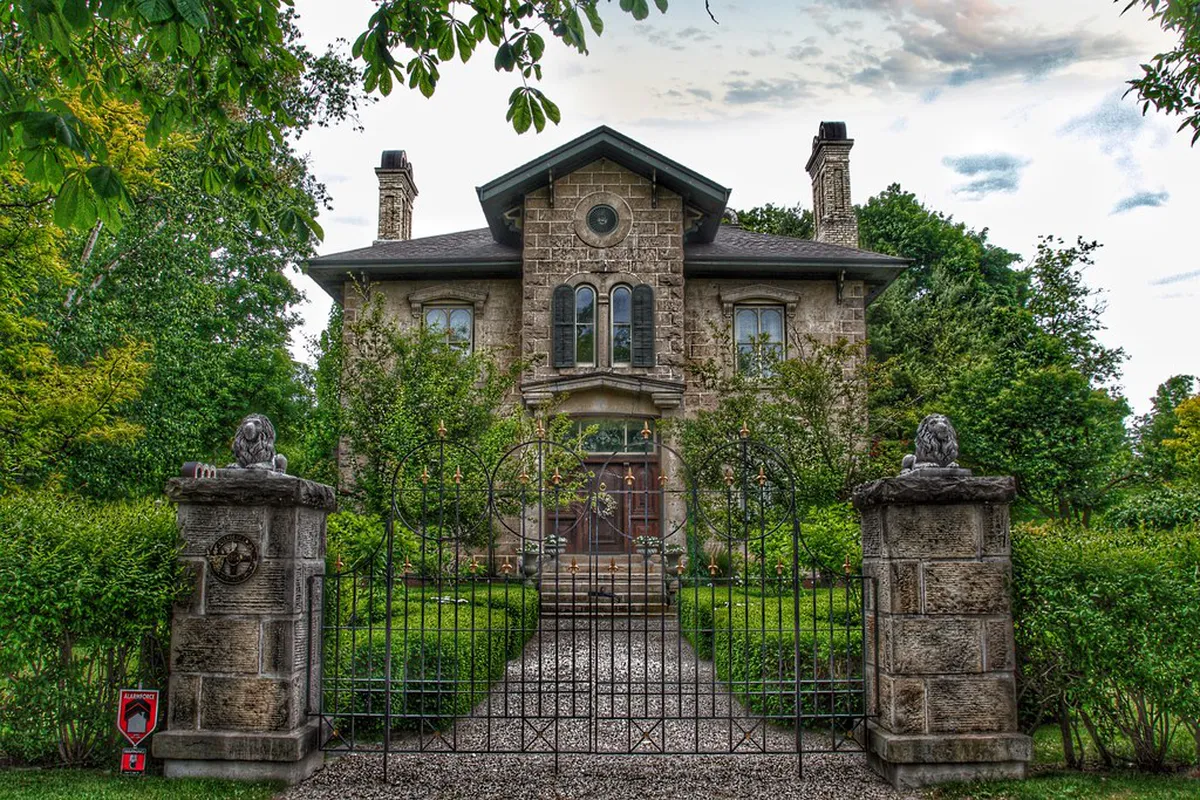 Girona's Gothic Quarter: Key Features to Explore in 2025