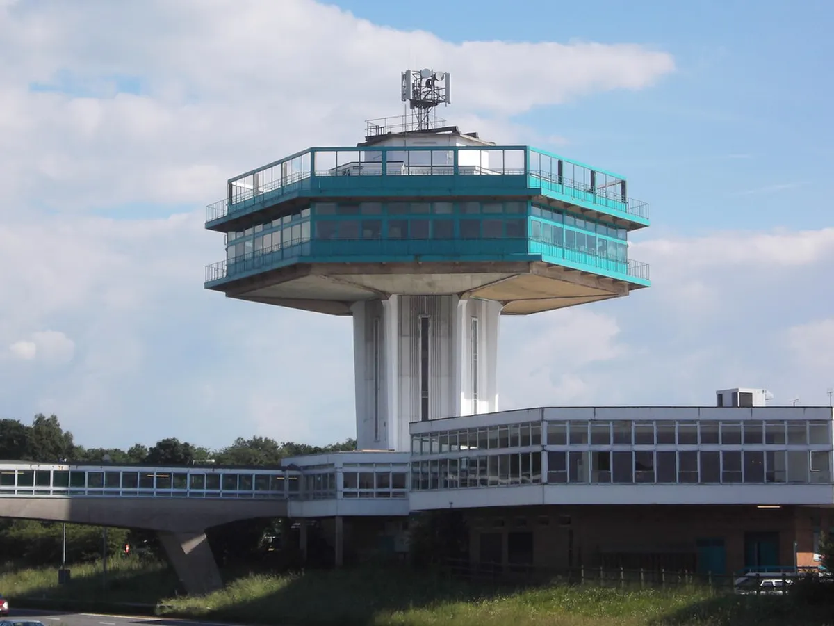 Granada's Architectural Masters: Famous Architects Shaping the City