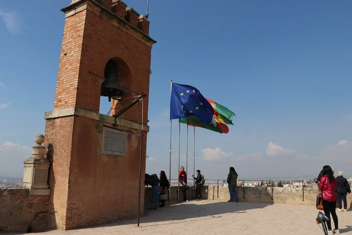 How to Buy Alhambra Tickets Online for Your 2025 Visit