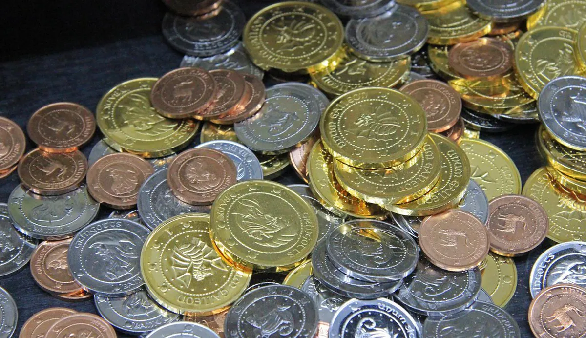 Discover the Unique Circular Courtyard of the Palace