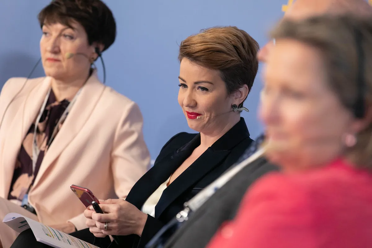 Sabina Wood in Ibizan Architecture: A Local Guide