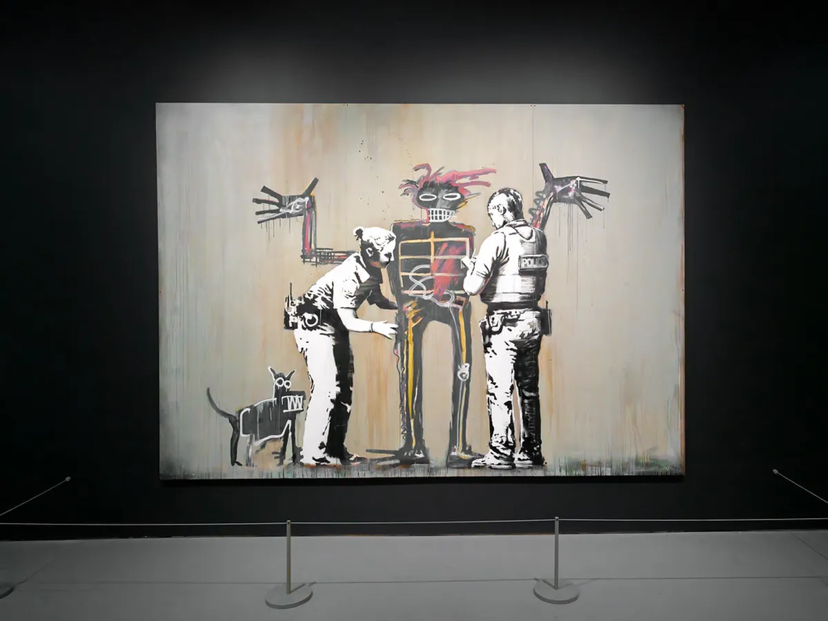 Symbolism of Whitewashed Walls in Ibiza: History & Meaning