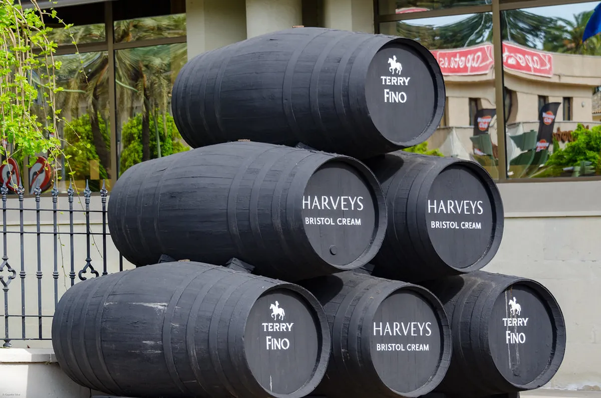 Alcázar of Jerez Architecture: A Moorish Jewel