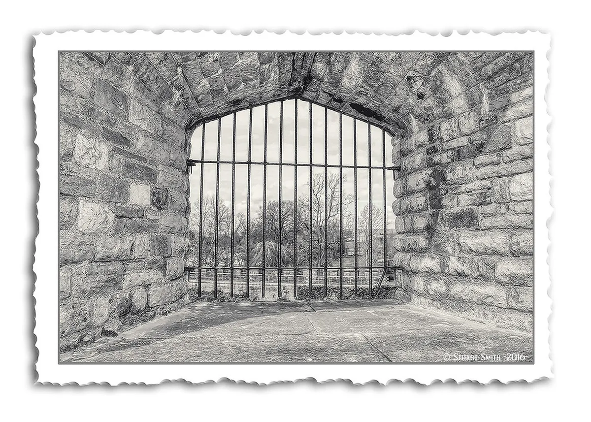 Exploring Jerez's Ancient Defensive Walls in 2025