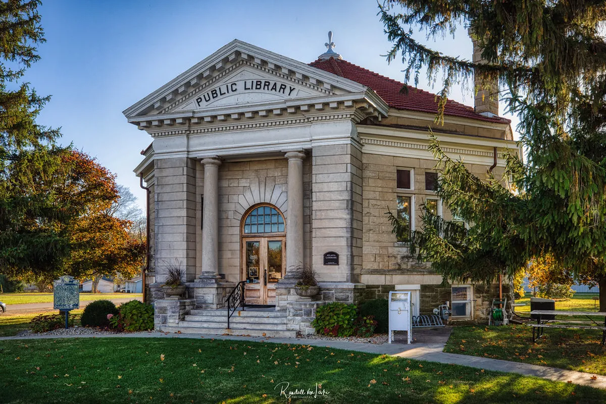 Neoclassicism's Influence on Jerez Public Squares