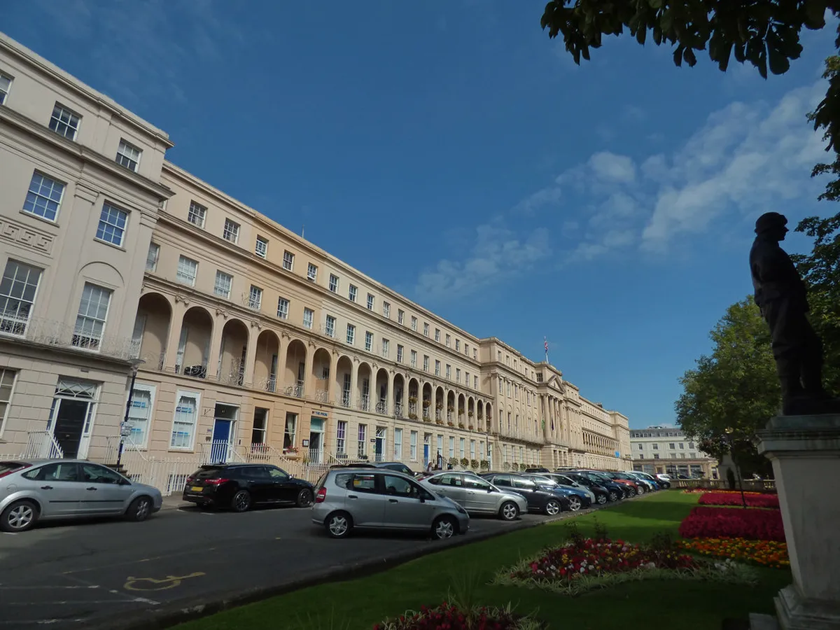 Discover La Laguna Balcony Ironwork: A Detailed Guide
