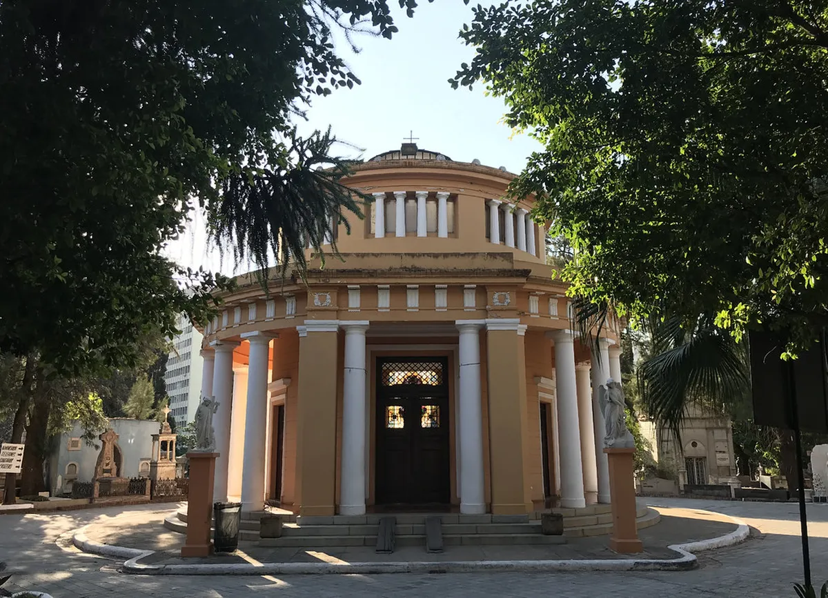 Discover La Laguna's Modernist Architecture Examples