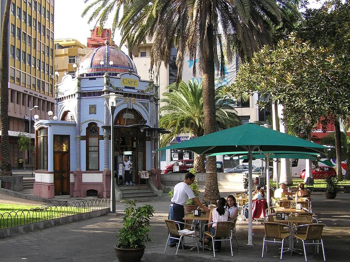 Discover Art Nouveau in Las Palmas: A Walking Guide