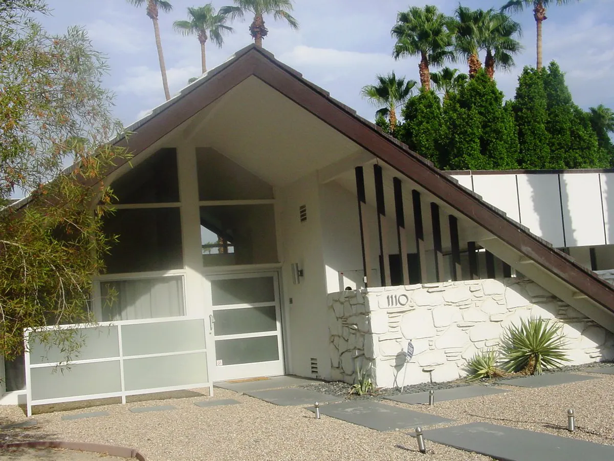 Discover Modernist Architecture Las Palmas in 2025