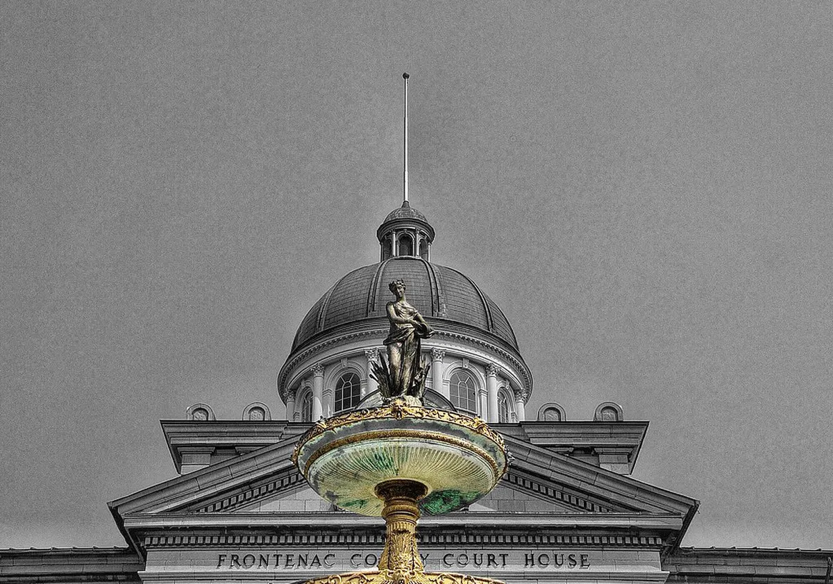 Neoclassical Features of Gabinete Literario in Las Palmas