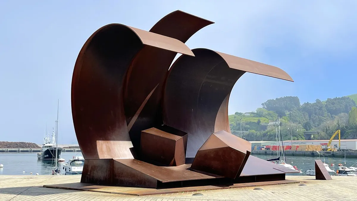 Néstor de la Torre's Influence on Las Palmas Art & Architecture