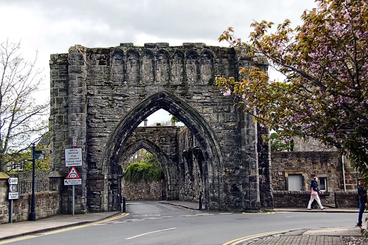 Walking Tour of Ciudad Jardín's Villas in Las Palmas