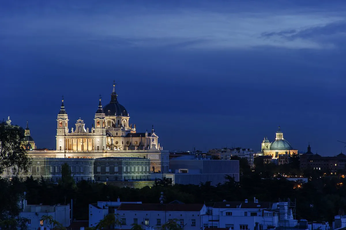Mastering Architecture Photography in Madrid: 2025 Guide