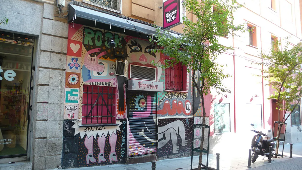 Malasaña Architecture Guide: Madrid's Bohemian Charms