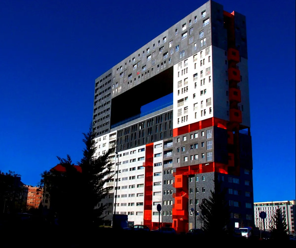 Top Public Viewpoints for Madrid's Architecture