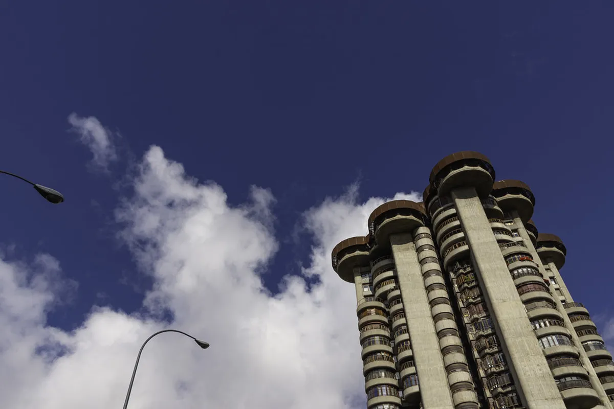 Torres Blancas: Brutalist Design in Madrid