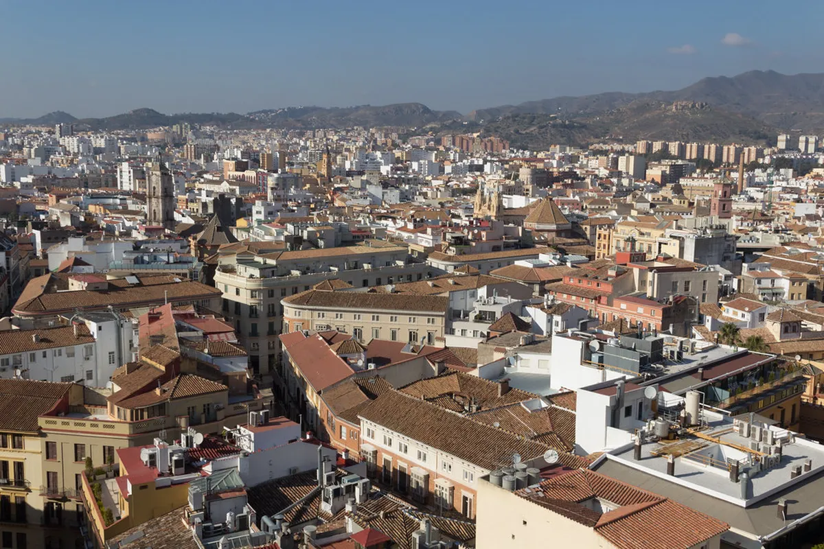 Best Rooftops for Viewing Málaga Architecture in 2025