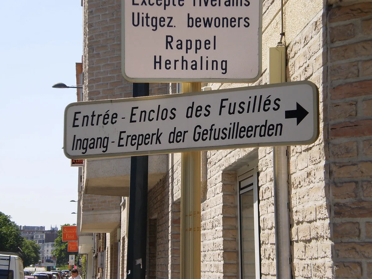 Discover Oviedo's Important Non-Religious Buildings