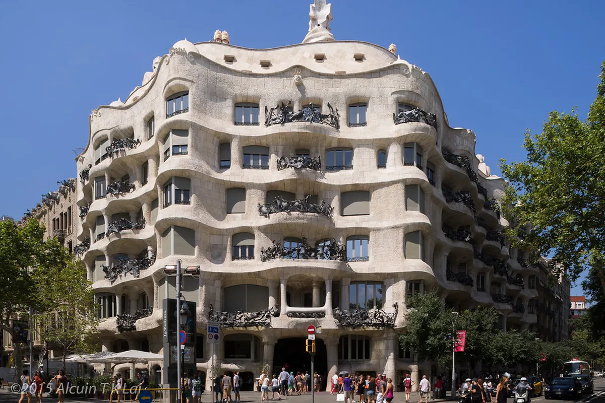 Did Gaudí Design Other Buildings in Palma?