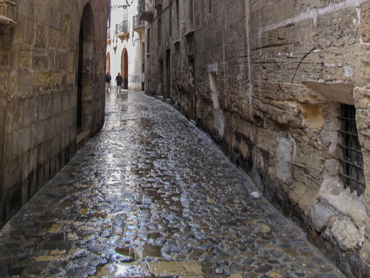 Exploring Palma's Old Military Barracks in 2025