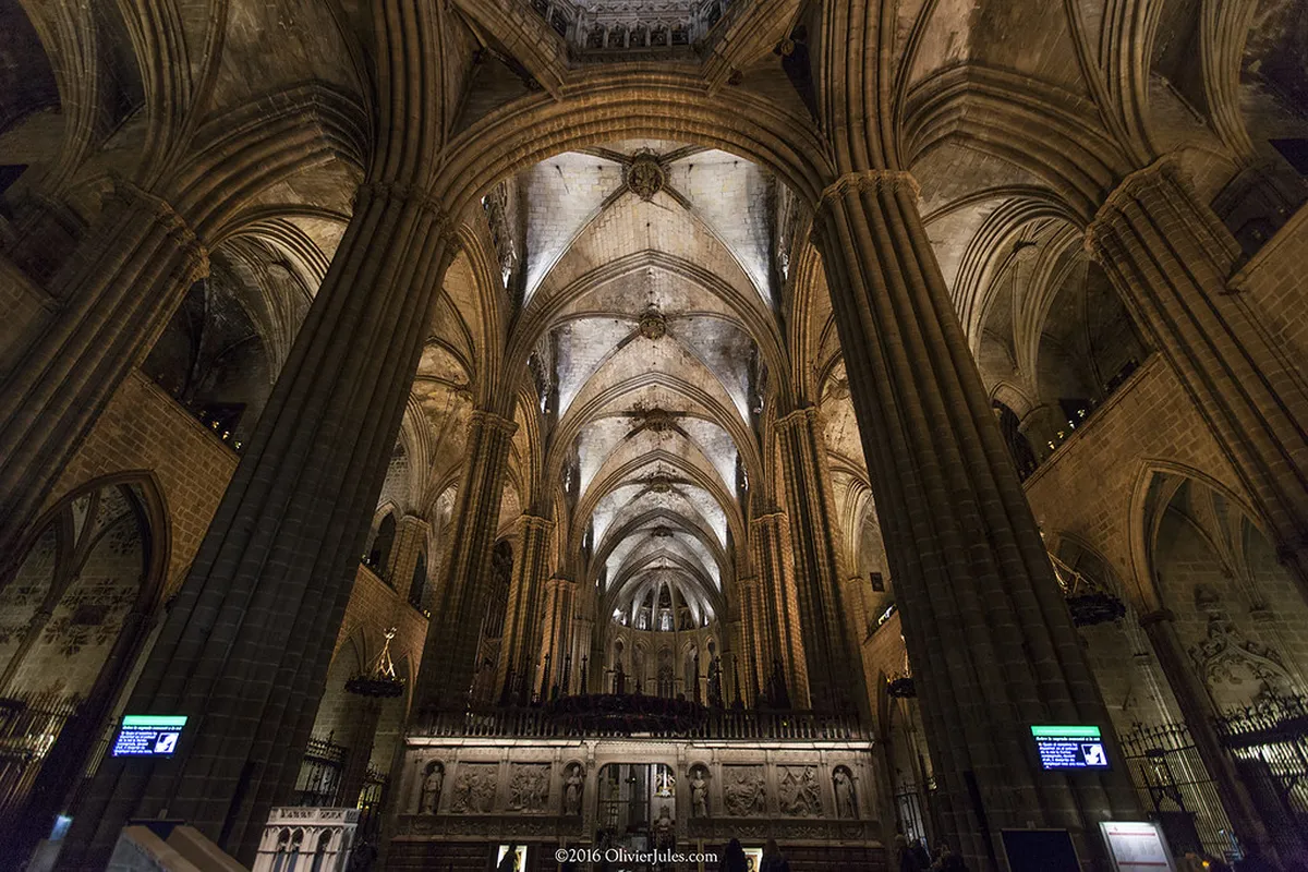 Gaudí Architecture in Palma: La Seu Cathedral Guide