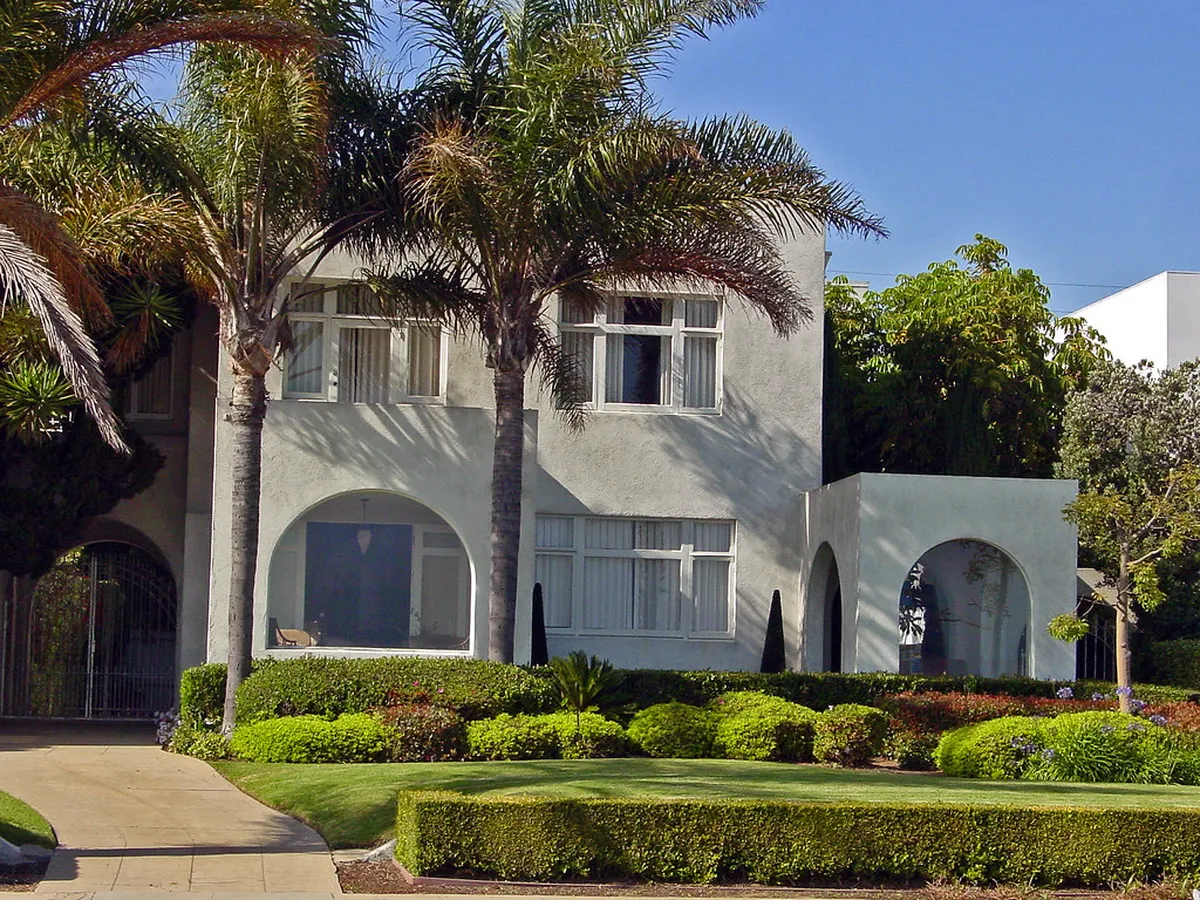 Discover Lesser Known Modernist Houses in Palma