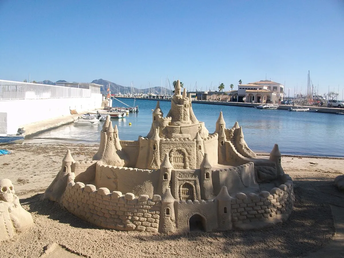 Discover Pollença's Vibrant Public Squares in 2025