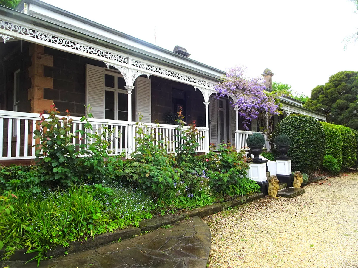 Pollença Sandstone: Ancient Building Techniques Guide