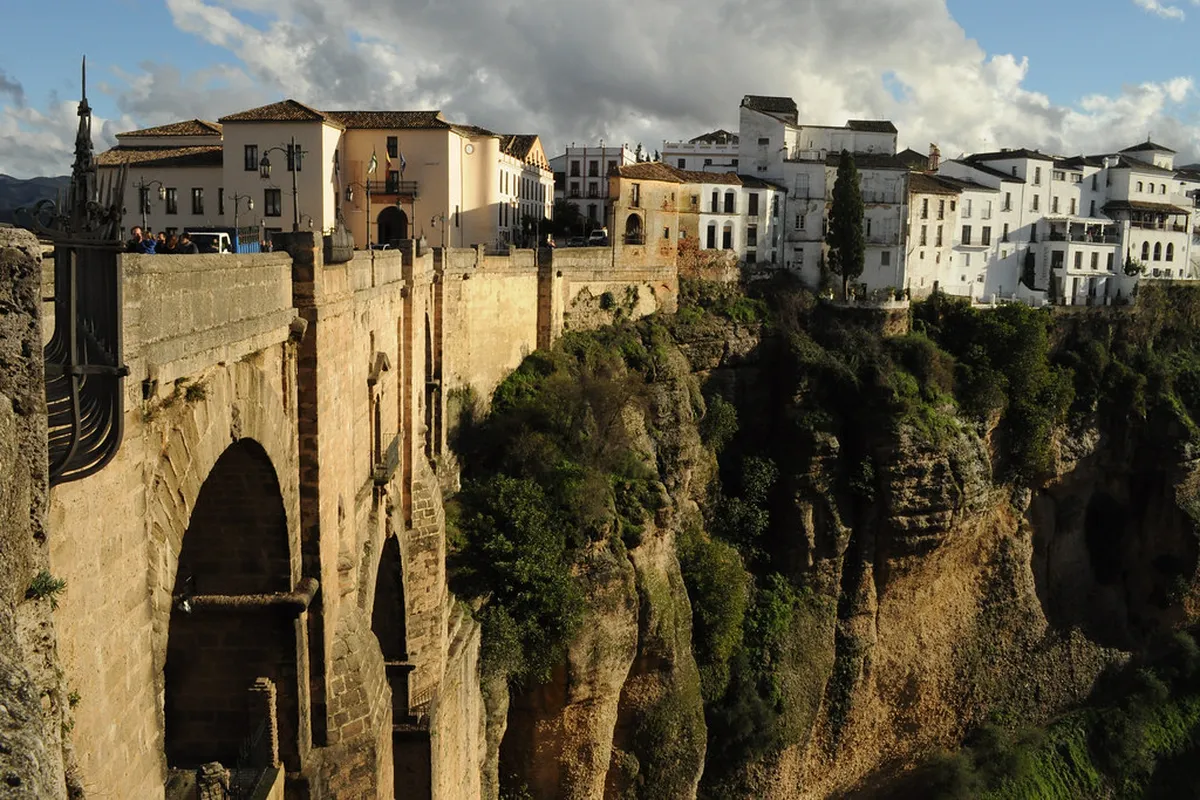 Exploring Ronda Old Town Architecture Guide 2025