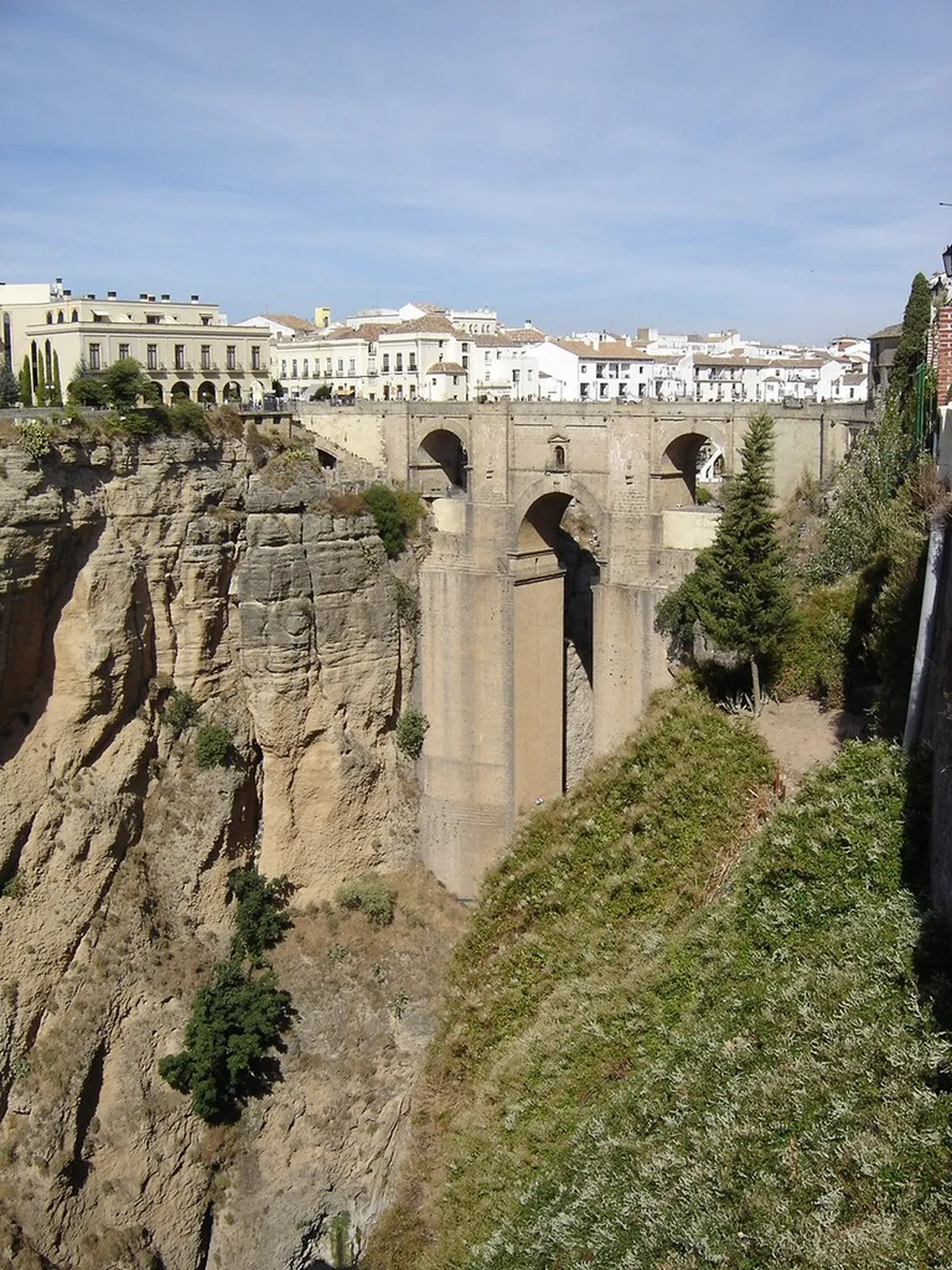 Discover Who Designed the Iconic Ronda Bullring Building