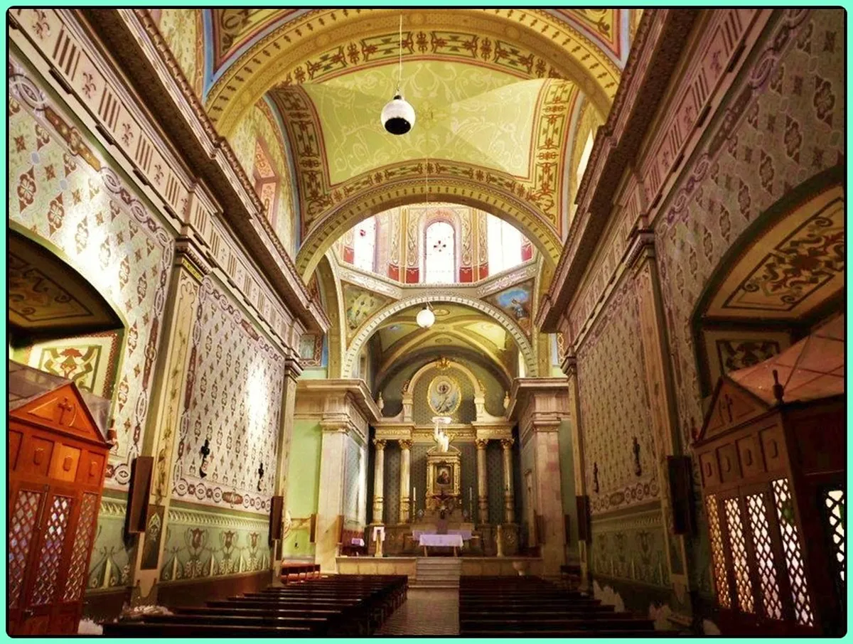 Photographing Casa Lis Stained Glass in Salamanca