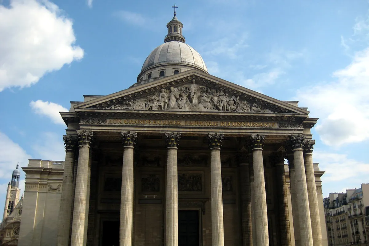 Manuel de Echave: San Sebastián's Famous Buildings