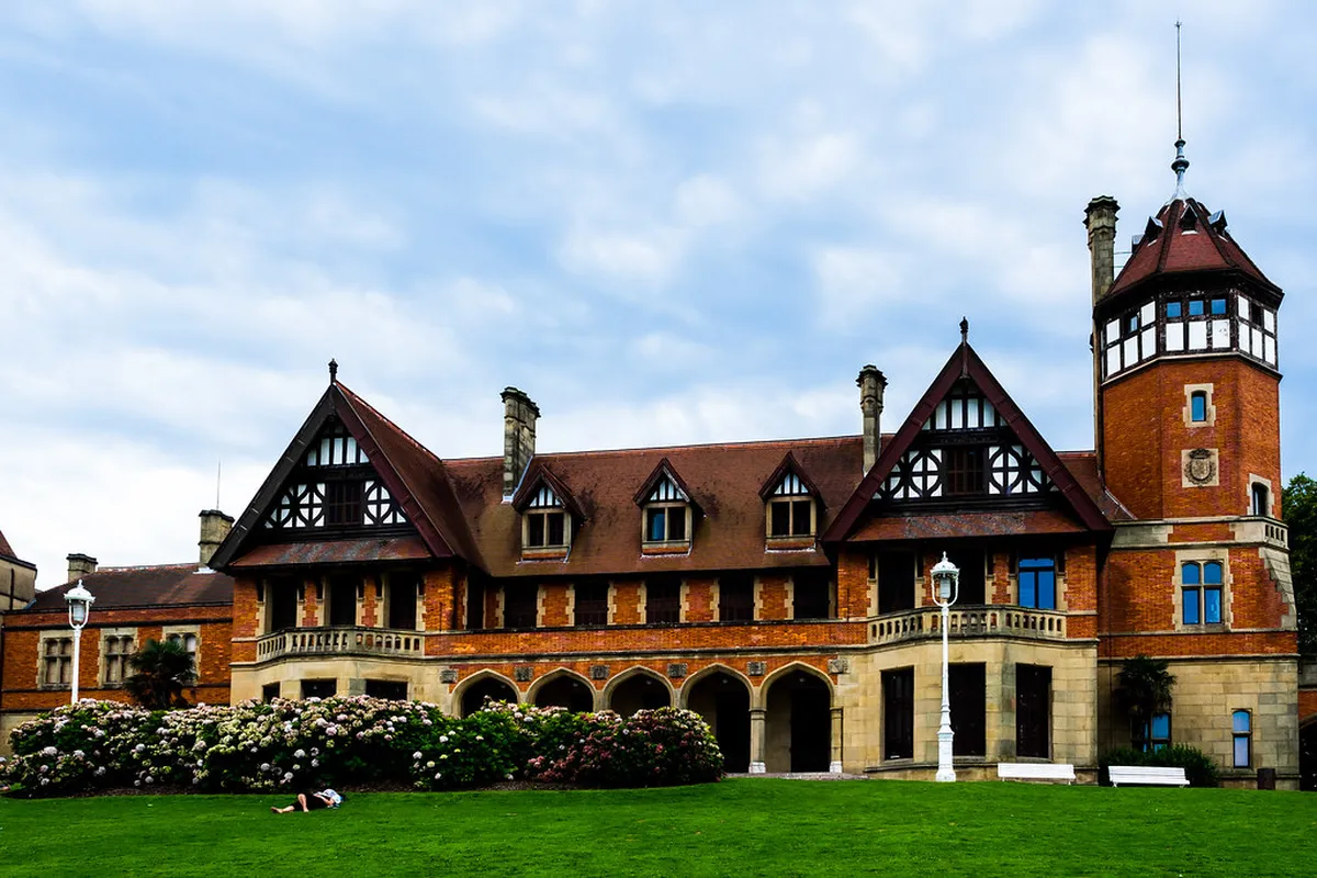 Miramar Palace Architectural Guide: San Sebastián's Royal Gem