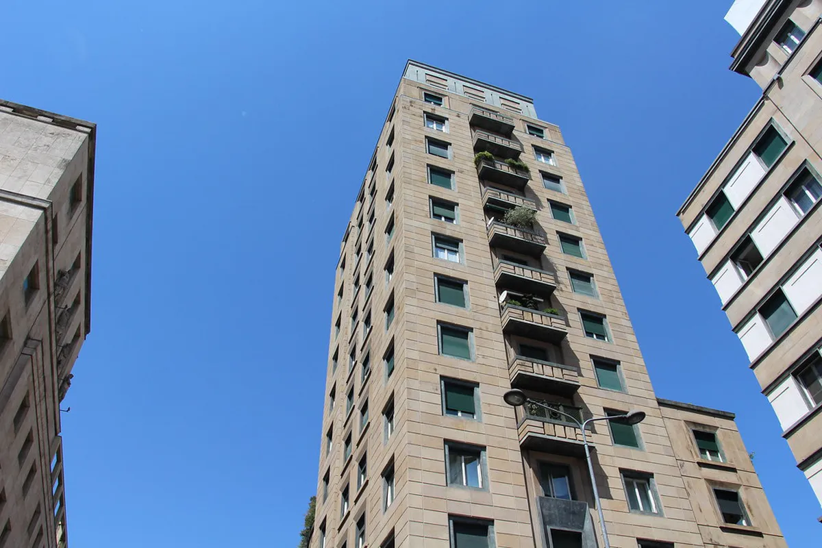 Rationalist Architecture Tour San Sebastián: A 2025 Guide