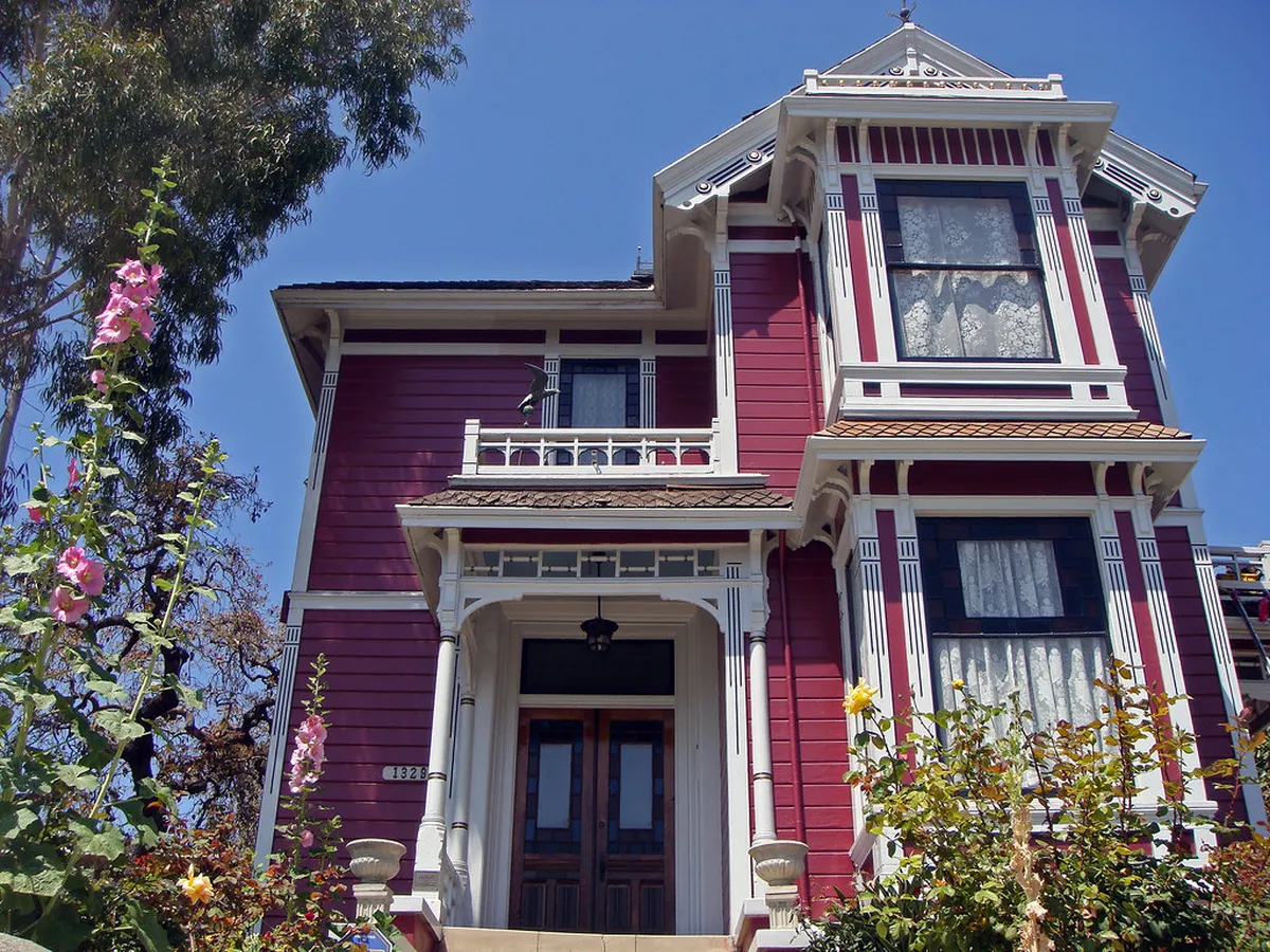 San Sebastián Architecture Guide: A Journey Through Belle Époque, Basque Tradition, and Modern Design